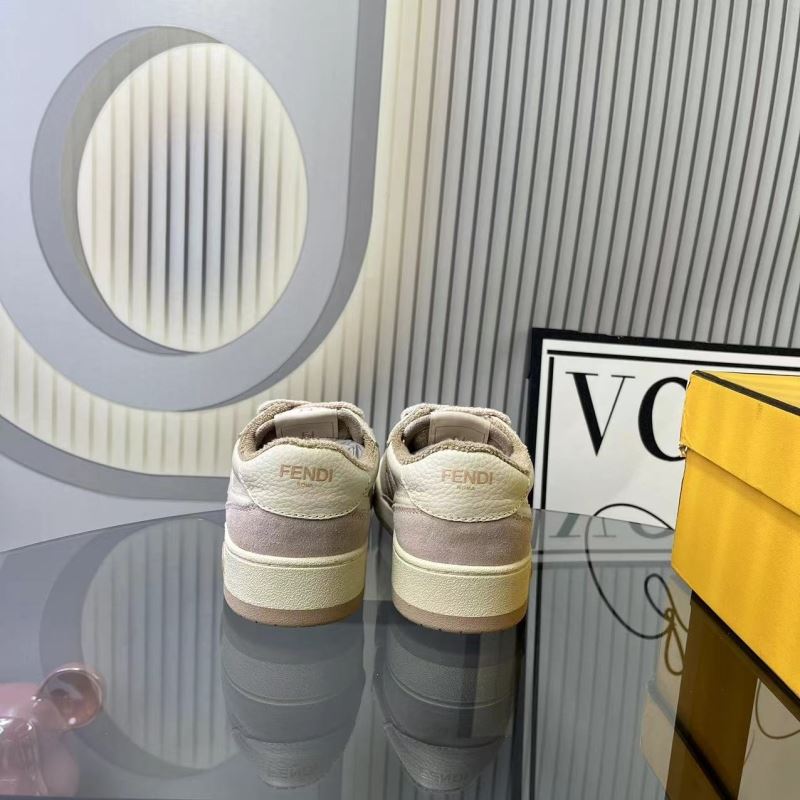 Fendi Low Shoes